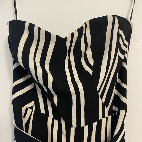 H&M Jumpsuit - Picture 3 of 5